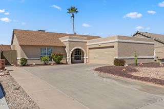 1623 W CITATION Lane, Chandler, AZ 85224