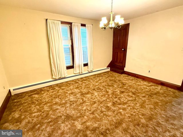 28 CALIFORNIA STREET W, Mercersburg, PA 17236