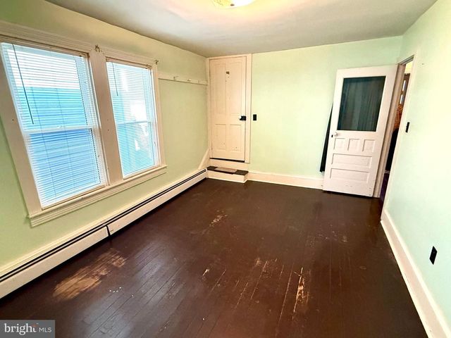 28 CALIFORNIA STREET W, Mercersburg, PA 17236