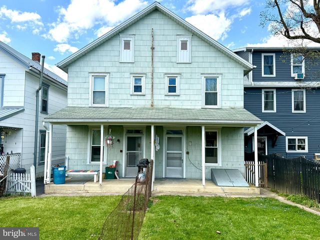 28 CALIFORNIA STREET W, Mercersburg, PA 17236