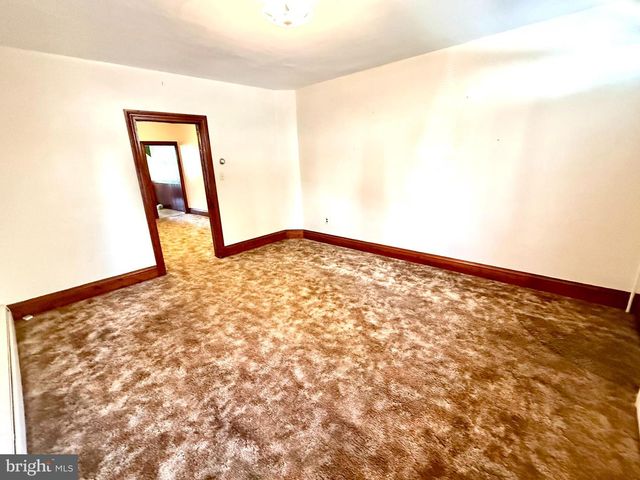 28 CALIFORNIA STREET W, Mercersburg, PA 17236