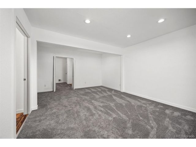 979 Roxwood Ln, Boulder, CO 80303