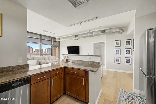 310 S 4TH Street 1401, Phoenix, AZ 85004