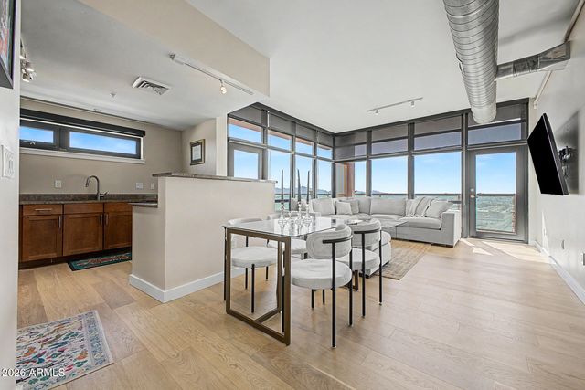 310 S 4TH Street 1401, Phoenix, AZ 85004