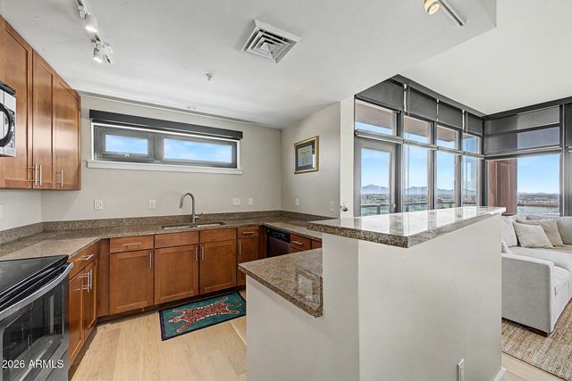 310 S 4TH Street 1401, Phoenix, AZ 85004