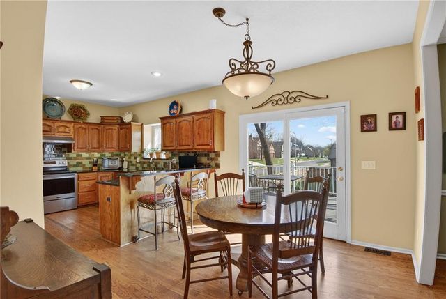 10001 NW 87th Street, Kansas City, MO 64153