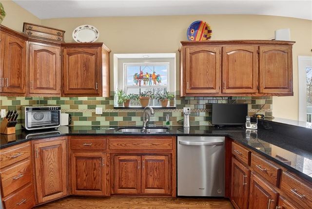 10001 NW 87th Street, Kansas City, MO 64153