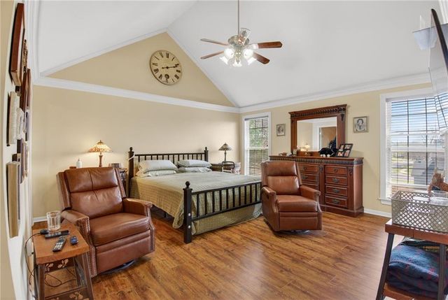 10001 NW 87th Street, Kansas City, MO 64153