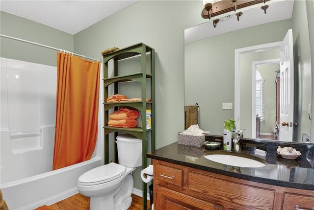 10001 NW 87th Street, Kansas City, MO 64153