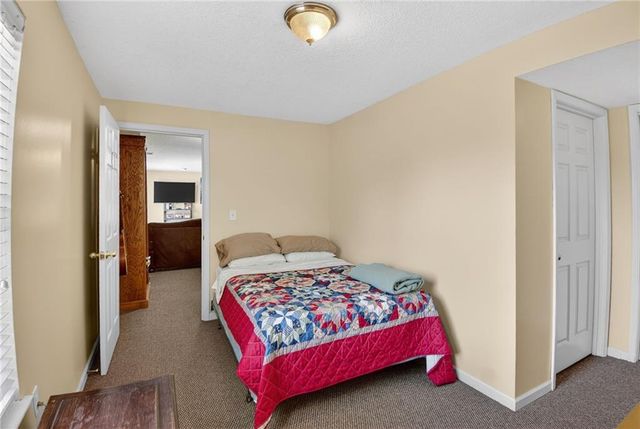 10001 NW 87th Street, Kansas City, MO 64153