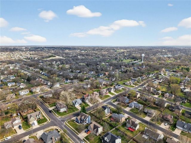 10001 NW 87th Street, Kansas City, MO 64153