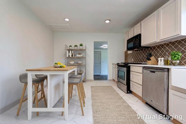 208 S Water Street, Nixa, MO 65714
