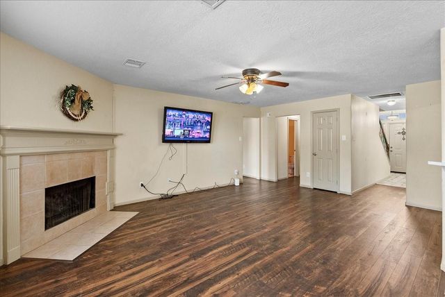 8018 Dogwood Court, Baytown, TX 77523