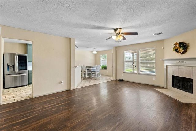8018 Dogwood Court, Baytown, TX 77523
