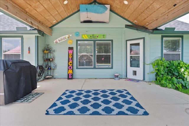 8018 Dogwood Court, Baytown, TX 77523