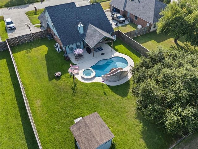 8018 Dogwood Court, Baytown, TX 77523
