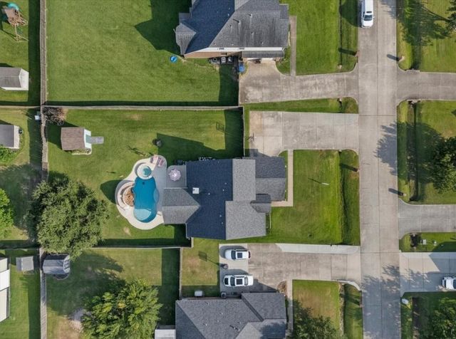 8018 Dogwood Court, Baytown, TX 77523