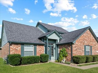 8018 Dogwood Court, Baytown, TX 77523