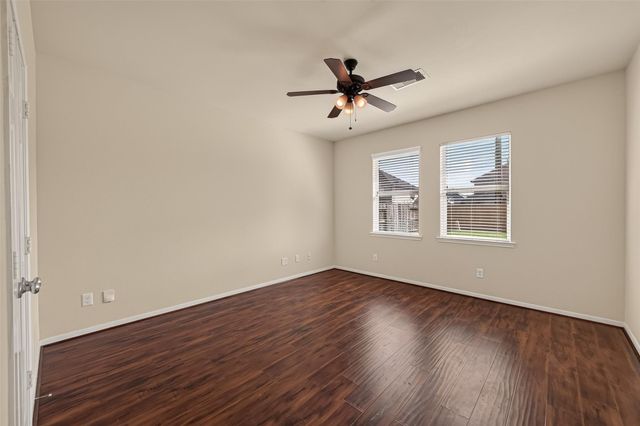 9118 Cavalier Lane, Rosenberg, TX 77469