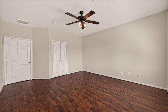 9118 Cavalier Lane, Rosenberg, TX 77469