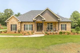 271 Sewell Rd., Elko, GA 31025