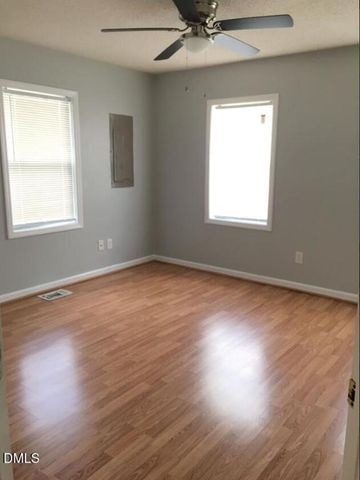 721 S Merritt Mill Road, Chapel Hill, NC 27516