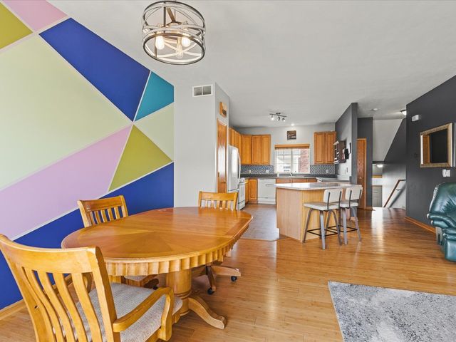 2143 Derby Lane, Belvidere, IL 61008