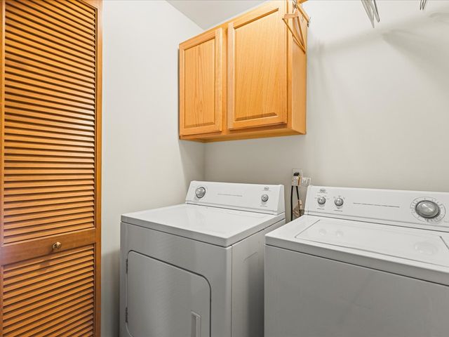 2143 Derby Lane, Belvidere, IL 61008