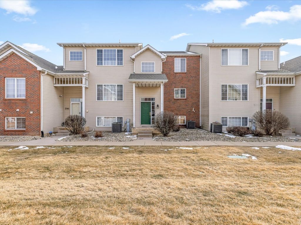 2143 Derby Lane, Belvidere, IL 61008