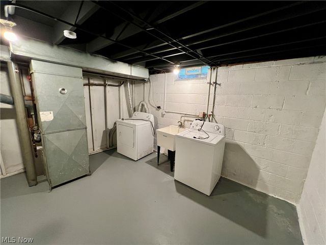 14417 Maple Avenue, Maple Heights, OH 44137