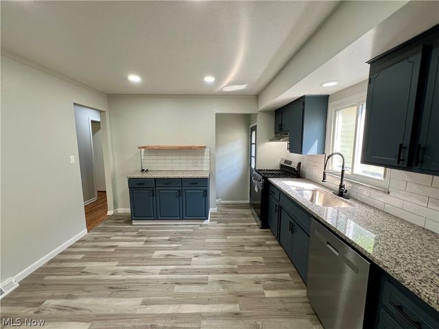 14417 Maple Avenue, Maple Heights, OH 44137