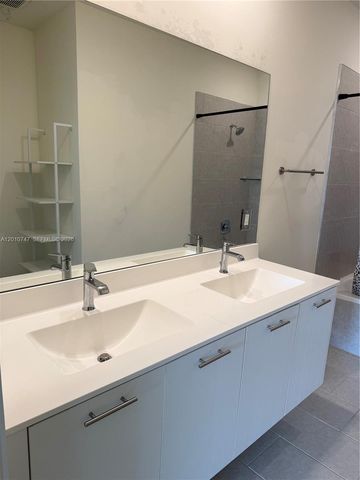 8167 NW 41st St E-308, Doral, FL 33166