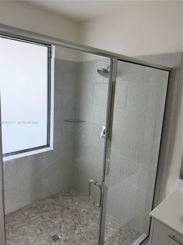 8167 NW 41st St E-308, Doral, FL 33166