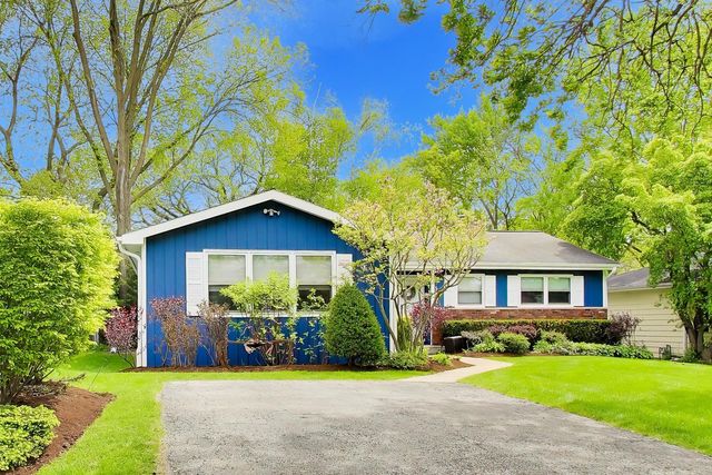 157 Walton Street, Barrington, IL 60010