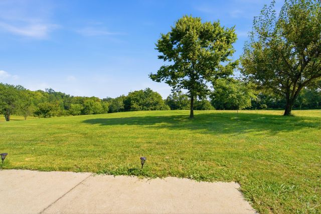 7015-7019 Old Richmond Road, Lexington, KY 40515