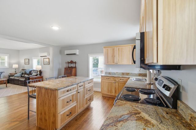 7015-7019 Old Richmond Road, Lexington, KY 40515