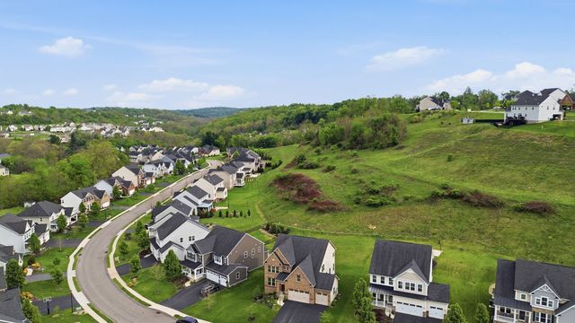 4458 Walnut Ridge CIRCLE, South Fayette, PA 15057