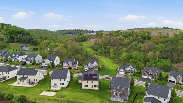 4458 Walnut Ridge CIRCLE, South Fayette, PA 15057