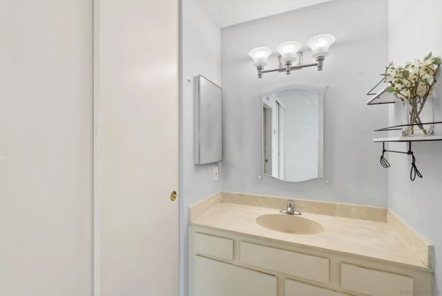 5978 Rancho Mission Rd 274, San Diego, CA 92108