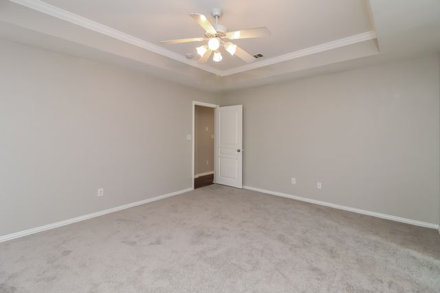 911 Joshua Drive, Burleson, TX 76028