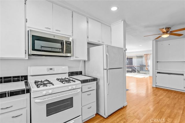 1840 Camden 202, Los Angeles, CA 90025