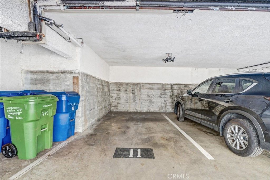 Image 20 of property listing at 1840 Camden 202, Los Angeles, CA 90025