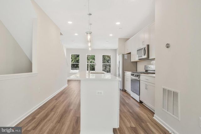 244 MAINSTREAM DR, Laurel, MD 20724