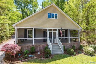1603 Snug Harbor Drive, Grant, AL 35747