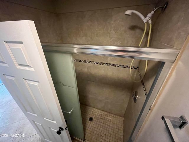 1617 E Oak Street, Phoenix, AZ 85006