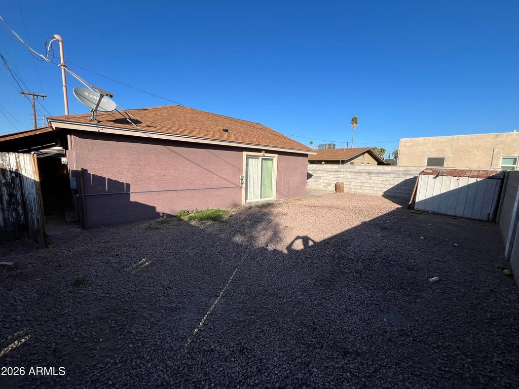 1617 E Oak Street, Phoenix, AZ 85006