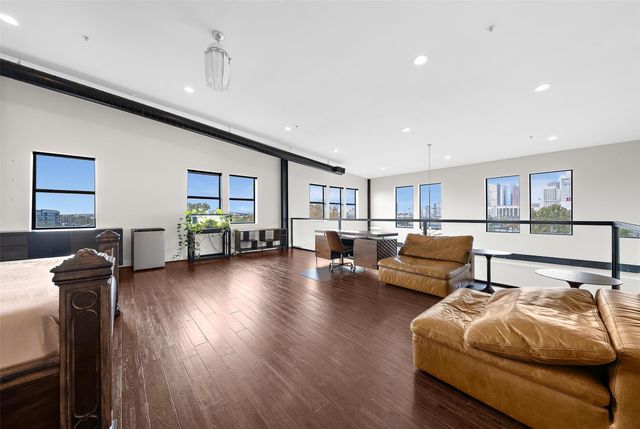 2323 Polk St Street 306, Houston, TX 77003