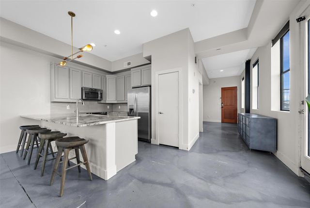 2323 Polk St Street 306, Houston, TX 77003