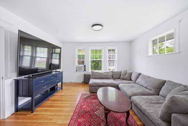 11 Conrad St, Quincy, MA 02169