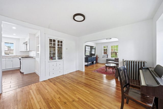 11 Conrad St, Quincy, MA 02169